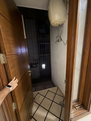 Bathroom in 3 BHK Builder Floor at Chittaranjan Park – for Rent