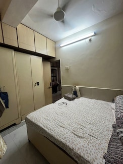1 BHK + Extra Room Apartment For Rent in Fortune Height Santacruz East