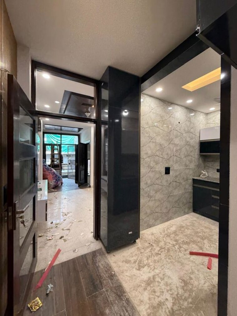 Living Room, kalkaji 2 Bedroom 100 Sq.Yd. Builder Floor In Kalkaji Delhi 10402527