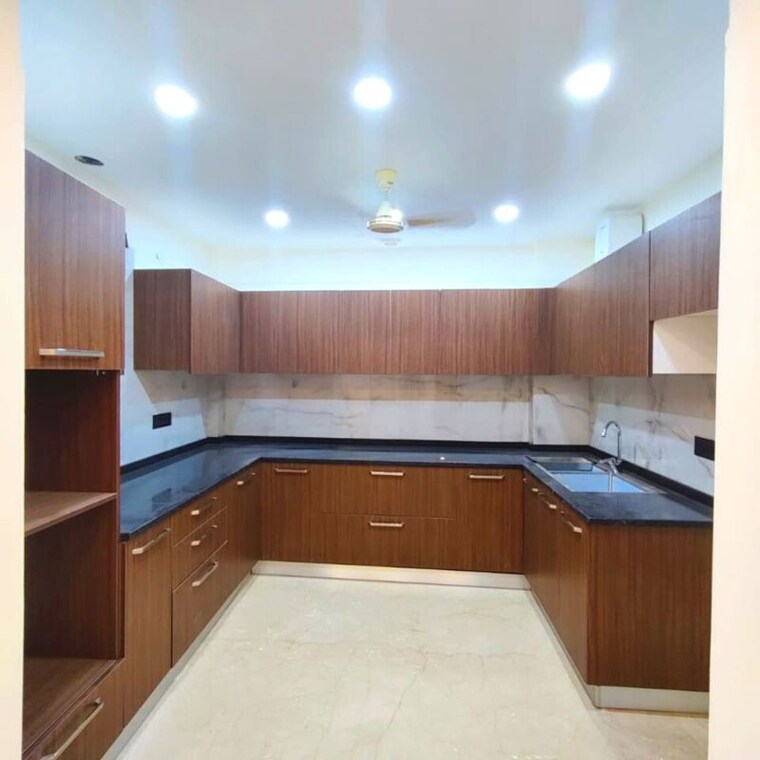Kitchen, emaar-mgf-emerald-hills 3 Bedroom 1950 Sq.Ft. Builder Floor In Sector 65 Gurgaon 10402534