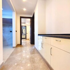 3 BHK + Pooja Room,Servant Room Builder Floor For Rent in Emaar MGF Emerald Hills