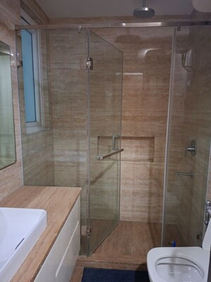 Bathroom in 4 BHK Builder Floor at Green Park – for Rent