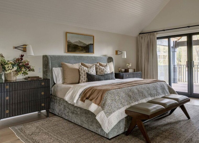 Bedroom, sector 107 3.5 Bedroom 1780 Sq.Ft. Builder Floor In Sector 107 Noida 10402598