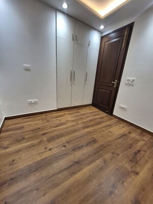 Room in 3 BHK Builder Floor at East Of Kailash – for Sale