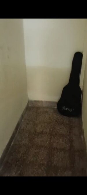 Parking in 1 BHK Apartment at Saptarishi CHS, Santacruz East – for Rent