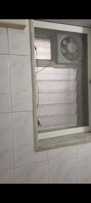 Bathroom in 1 BHK Apartment at Saptarishi CHS, Santacruz East – for Rent