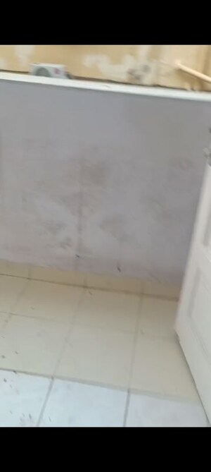 Room in 1 BHK Apartment at Saptarishi CHS, Santacruz East – for Rent