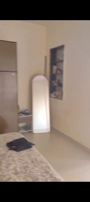 Furnished Amenities in 1 BHK Apartment at Vakola – for Rent