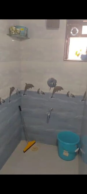Bathroom in 1 BHK Apartment at Vakola – for Rent