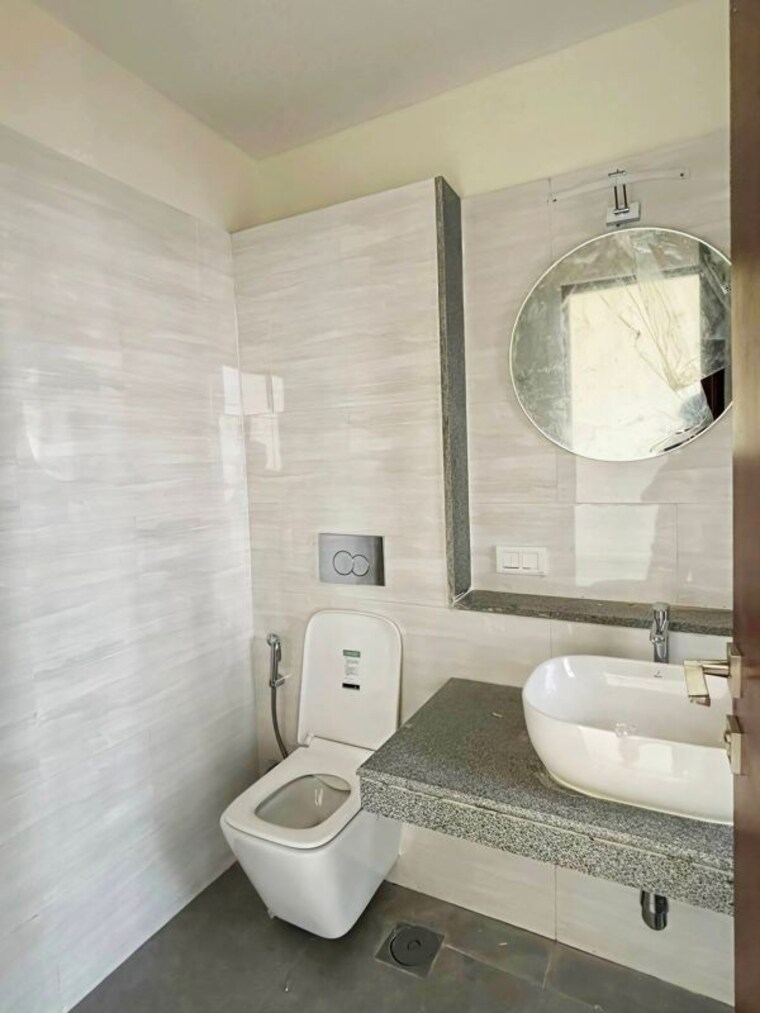Bathroom, dynamix-divum 2 Bedroom 850 Sq.Ft. Apartment In Malad East Mumbai 10402648