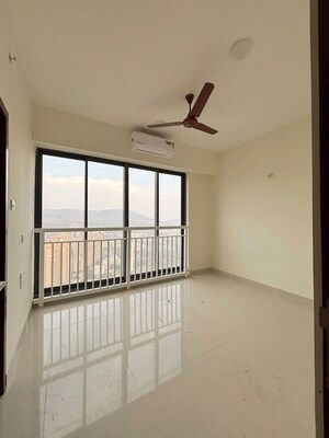 Room in 2 BHK Apartment at Dynamix Divum, Malad East – for Rent