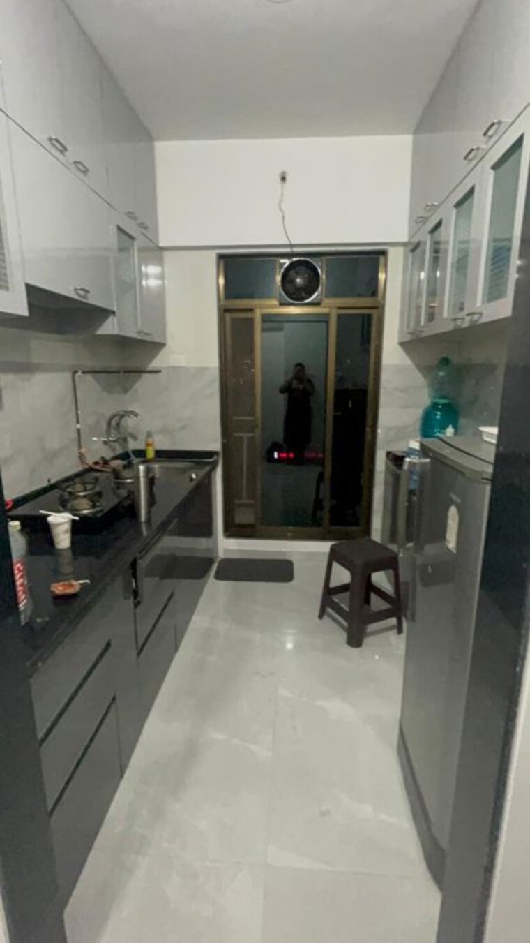 Kitchen, tulsi-park 2 Bedroom 700 Sq.Ft. Apartment In Khadakpada Thane 10402652