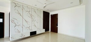 Room in 3 BHK Apartment at Prestige Beverly Hills, Kokapet – for Rent