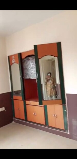 Furnished Amenities in 2 BHK Apartment at Vardhman Gardens, Balkum Pada – for Rent