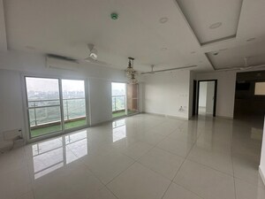 Room in  Apartment at Sumadhura Acropolis Hyderabad, Gachibowli – for Rent