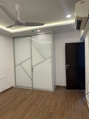 Room in  Apartment at Sumadhura Acropolis Hyderabad, Gachibowli – for Rent