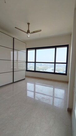 3 BHK Apartment For Rent in Kalpataru Magnus