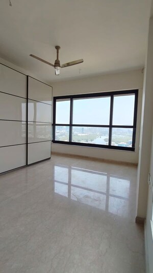 3 BHK Apartment For Rent in Kalpataru Magnus, Bandra East
