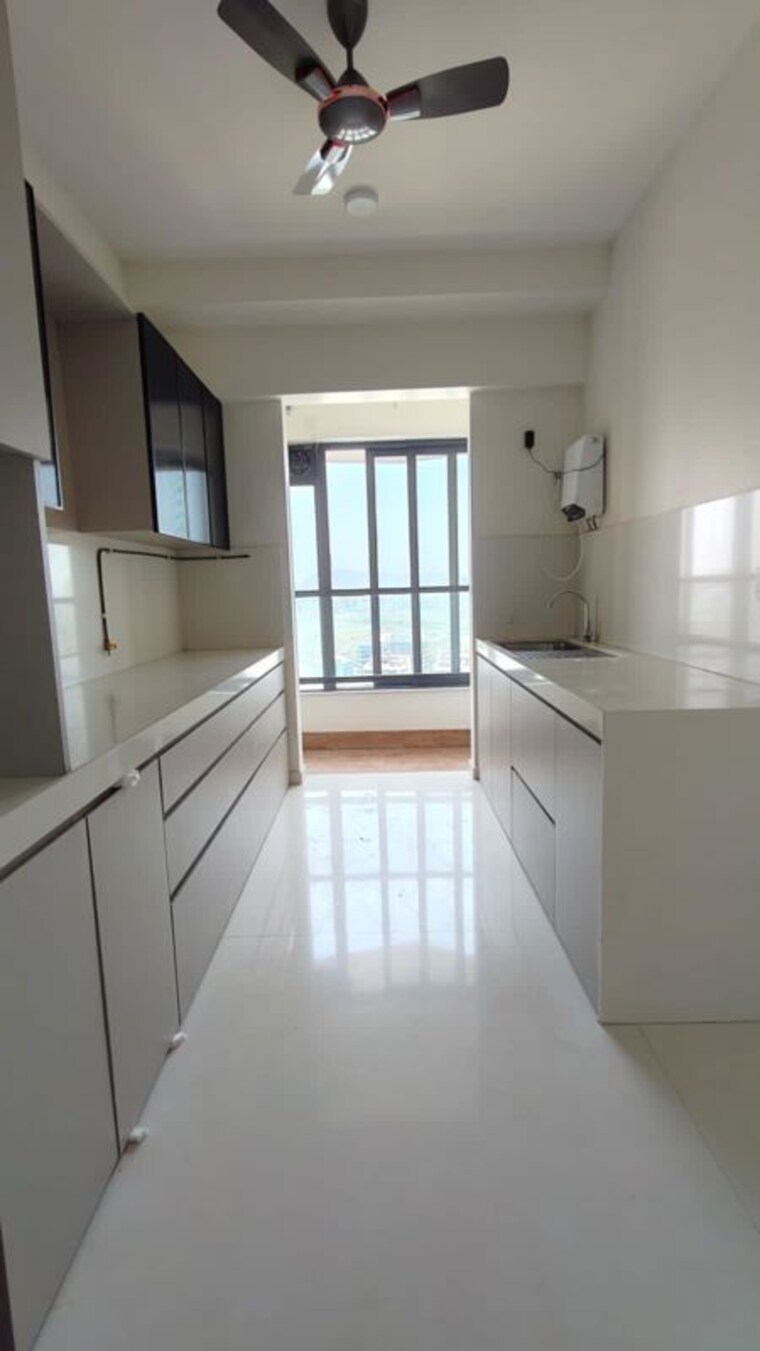 Kitchen, kalpataru-magnus 3 Bedroom 1500 Sq.Ft. Apartment In Bandra East Mumbai 10402712