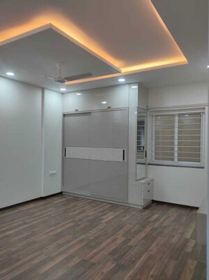 Room in 3 BHK Apartment at Rajapushpa Eterna, Nanakramguda – for Rent