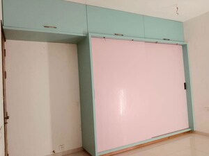 Room in 3 BHK Apartment at Jayabheri The Summit, Narsingi – for Rent