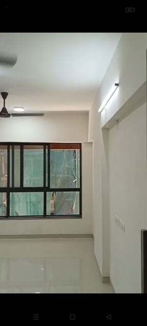 Room in 1 BHK Apartment at Atharv Casa, Vile Parle East – for Rent