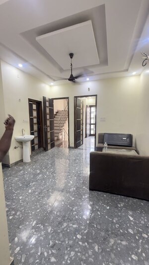 Living Room in 2 BHK Independent House at Antas Mall, Gomti Nagar – for Rent