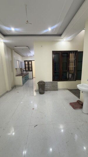 Living Room in 2 BHK Independent House at Antas Mall, Gomti Nagar – for Rent