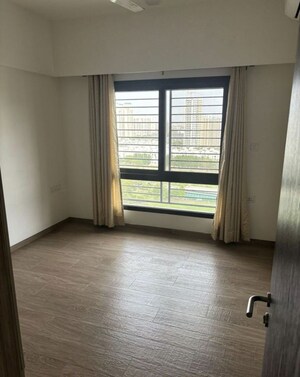 Room in 3 BHK Apartment at Sobha City Gurgaon, Sector 108 – for Rent