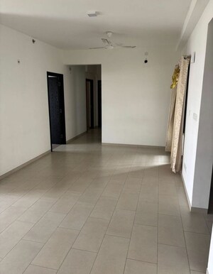 Room in 3 BHK Apartment at Sobha City Gurgaon, Sector 108 – for Rent