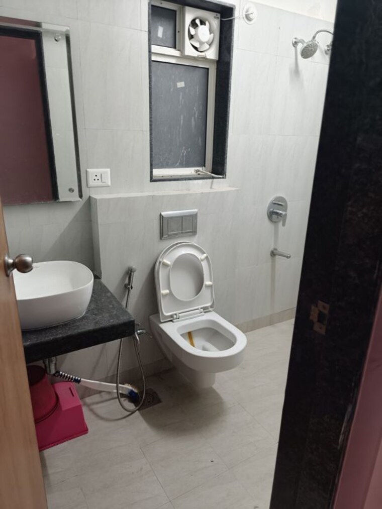 Bathroom, godrej-prime 2 Bedroom 750 Sq.Ft. Apartment In Chembur Mumbai 10402821