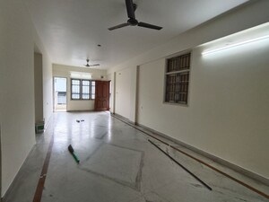 Living Room in 2 BHK Apartment at Creative Environs, Hsr Layout – for Rent