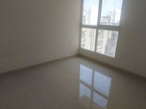 Room in 2 BHK Apartment at Signature Global Proxima Phase 2, Sector 89 – for Rent