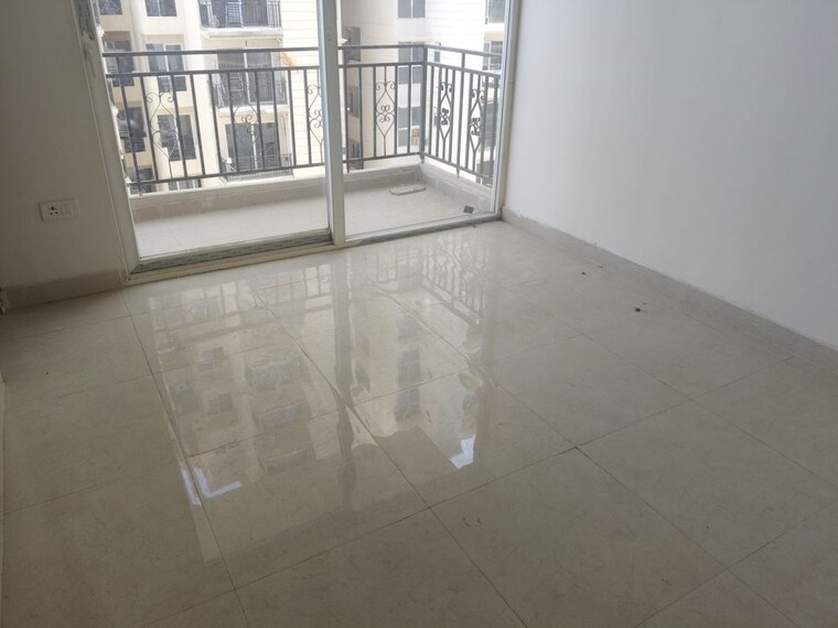 Room, signature-global-proxima-phase-2 2 Bedroom 581 Sq.Ft. Apartment In Sector 89 Gurgaon 10402812