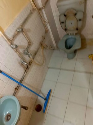 Bathroom in 1 RK Apartment at Aashirwad Apartment Andheri, Andheri East – for Rent
