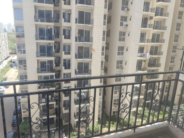 Exterior View, signature-global-proxima-phase-2 2 Bedroom 588 Sq.Ft. Apartment In Sector 89 Gurgaon 10402833