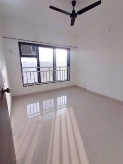 2 BHK + Basement Apartment For Rent in Crystal Armus