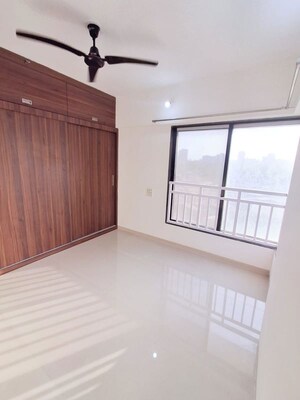 Room in 2 BHK Apartment at Crystal Armus, Chembur – for Rent