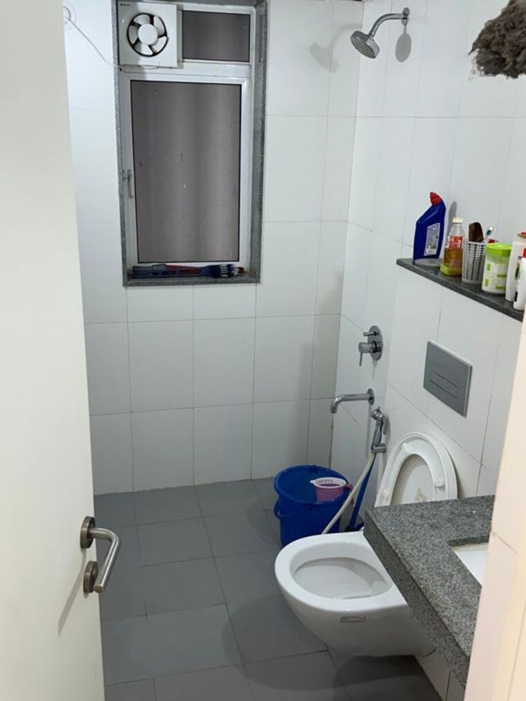Bathroom, godrej-24 2 Bedroom 1000 Sq.Ft. Apartment In Hinjewadi Pune 10402921