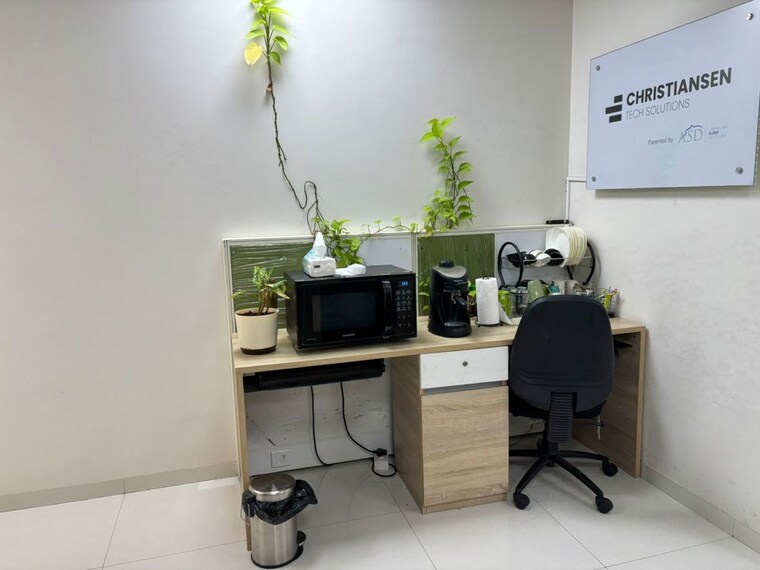 Team Area, vascon-platinum-square Commercial Office Space 1000 Sq.Ft. In Viman Nagar Pune 10402956