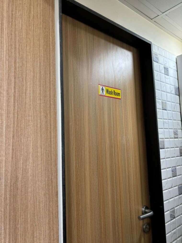 undefined, vascon-platinum-square Commercial Office Space 1000 Sq.Ft. In Viman Nagar Pune 10402956