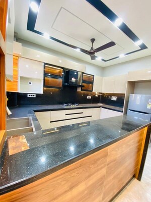 Kitchen in 3 BHK Builder Floor at Ansal Plaza Sector-23, Sector 23 – for Rent