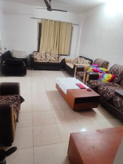 2 BHK Apartment For Rent in Megapolis Serenity