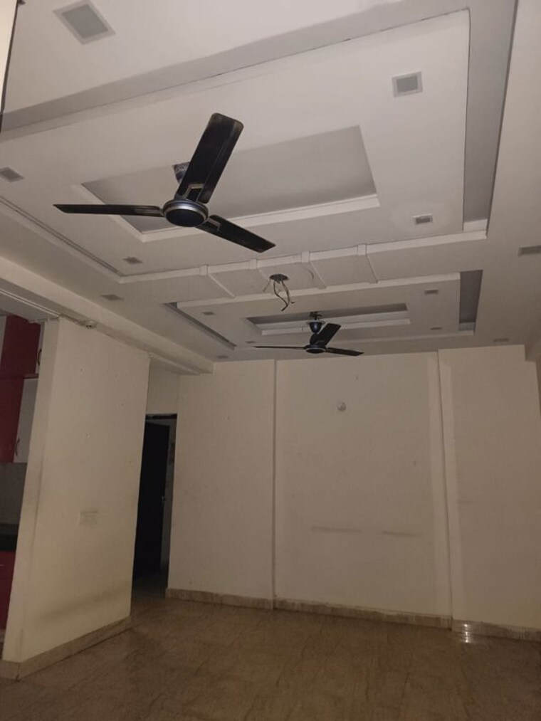 Living Room, gaur-city-2 2 Bedroom 1050 Sq.Ft. Apartment In Gaur City 2 Greater Noida 10402987