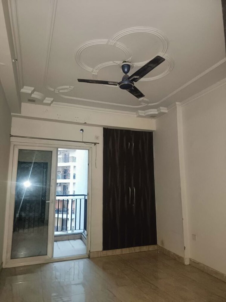 Room, gaur-city-2 2 Bedroom 1050 Sq.Ft. Apartment In Gaur City 2 Greater Noida 10402987