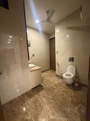 Bathroom in 3 BHK Apartment at Kendriya Vihar, Sector 56 – for Rent
