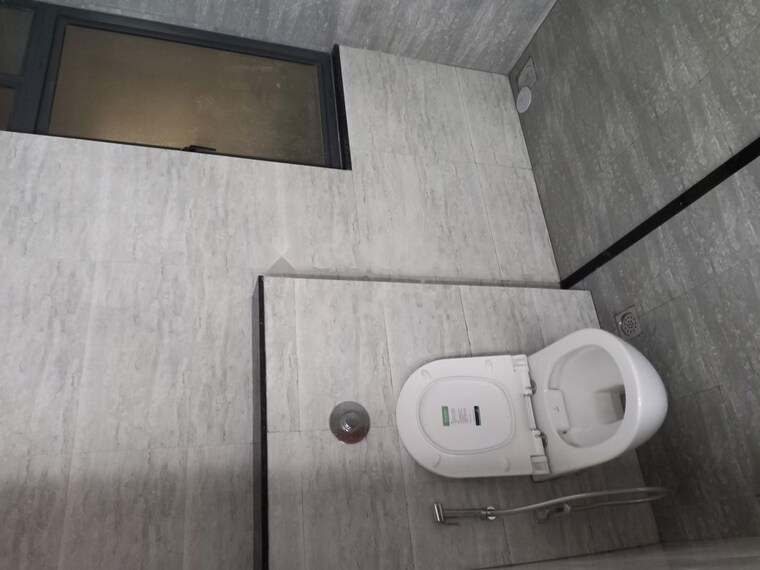 Bathroom, mantra-mirari 3 Bedroom 1300 Sq.Ft. Apartment In Koregaon Park Pune 10403009