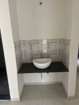 Bathroom in 3 BHK Apartment at Mantra 29 Gold Coast Phase 3, Tingre Nagar – for Rent