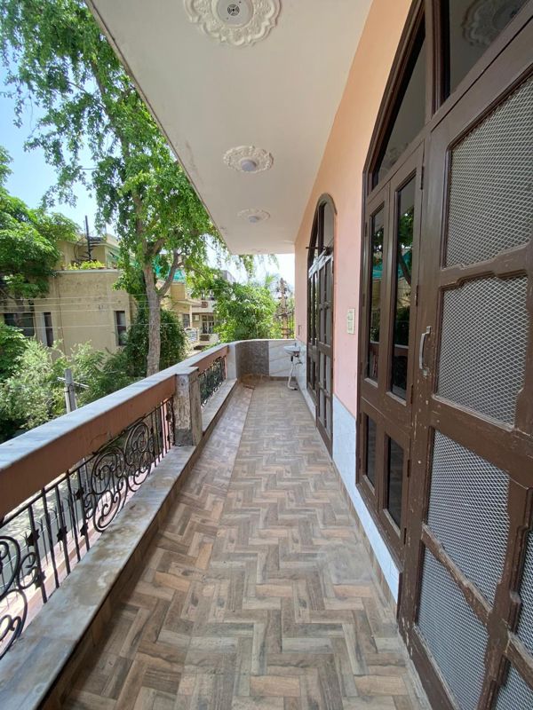 3 BHK Builder Floor For Rent in Choma