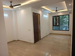 2 BHK Builder Floor For Rent in Sector 56